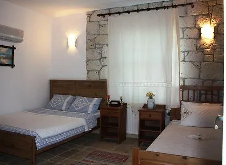 Fora מלון אלאקאטי