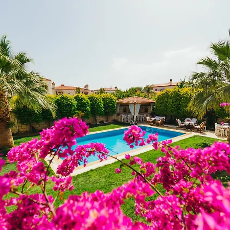 Fora מלון אלאקאטי