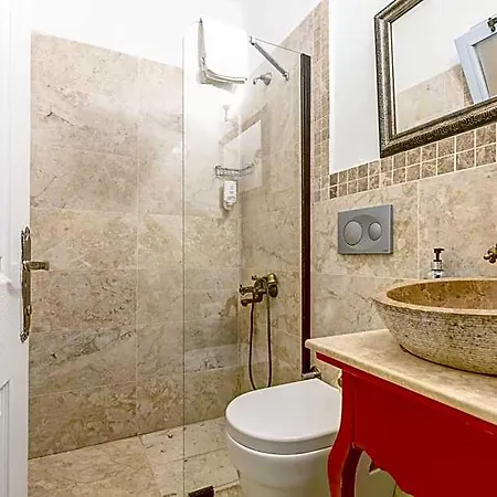 Hotel Fora 2*